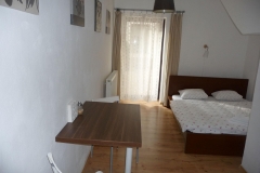 Apartman-na-vyvysenom-prizemi-2